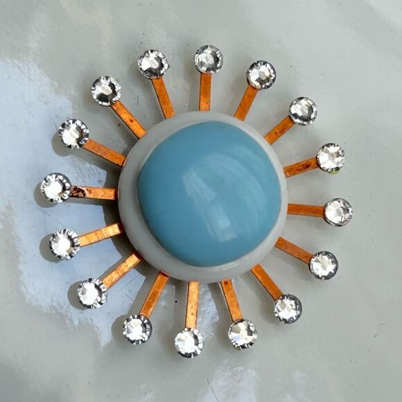 Vintage Upcycled Atomic Starburst Refrigerator Magnet Buttons Rhinestones 50’s B - Picture 1 of 3